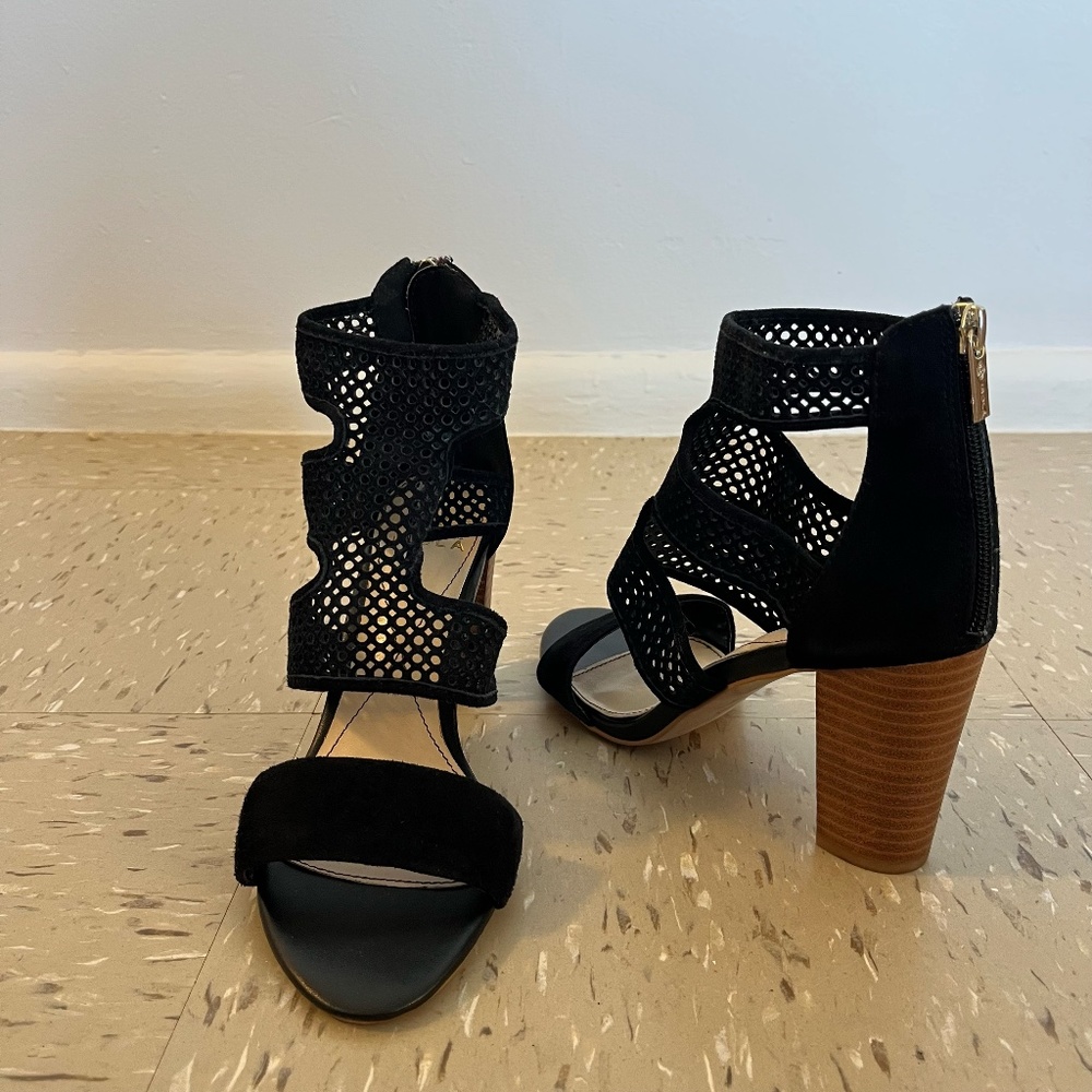 Isola Women's Kaley Suede Block Heel Open Toe Caged Style Sandal Black Size 8